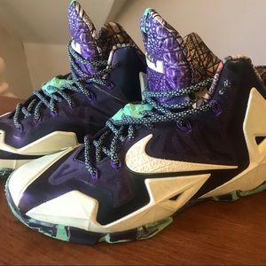 Lebron All Star 11’s Glow In The Dark